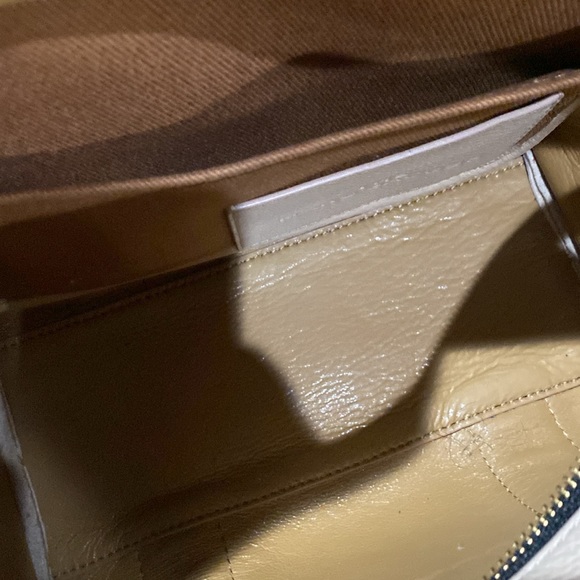 Marc Jacob The leather small tote bag in beige leather - Picture 4 of 12